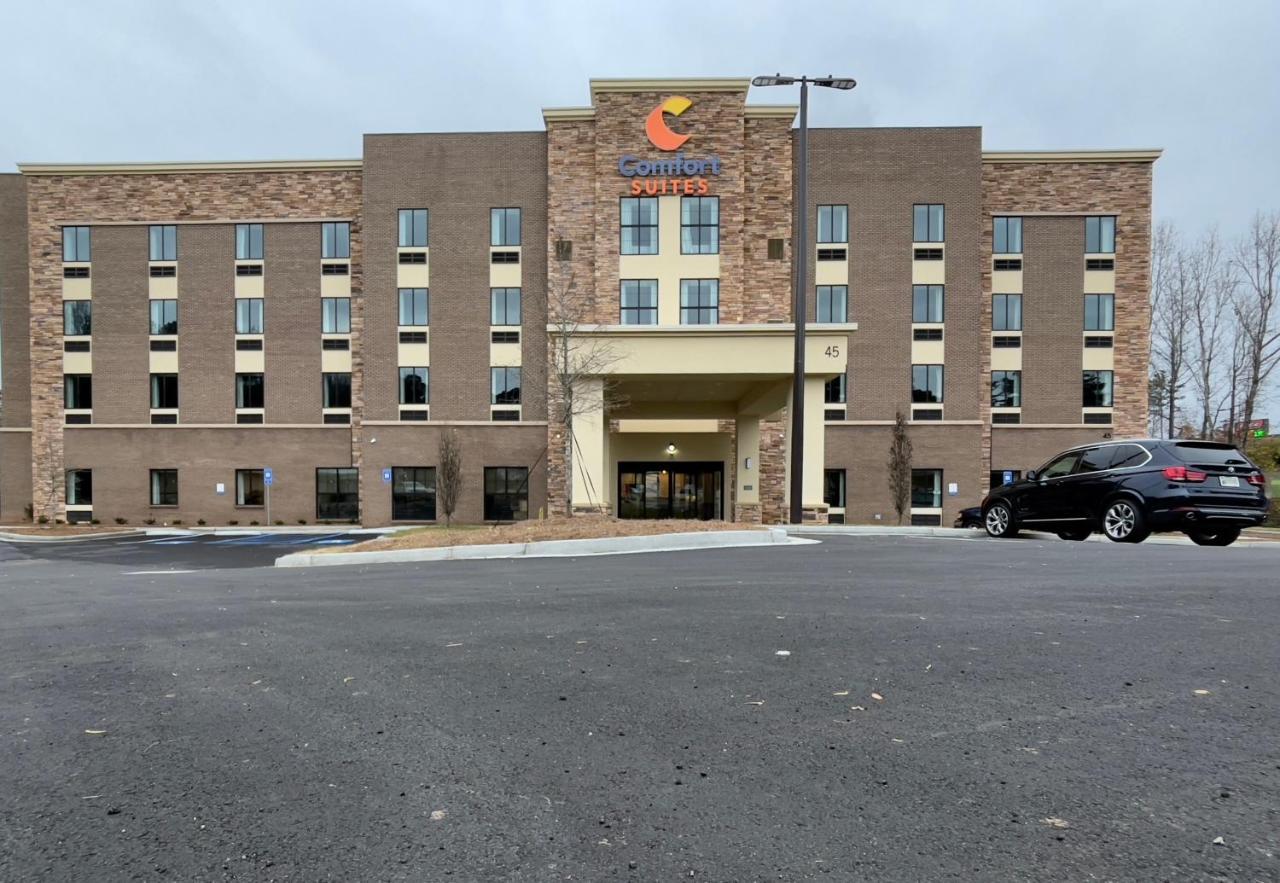 Comfort Suites Нюнан Екстериор снимка