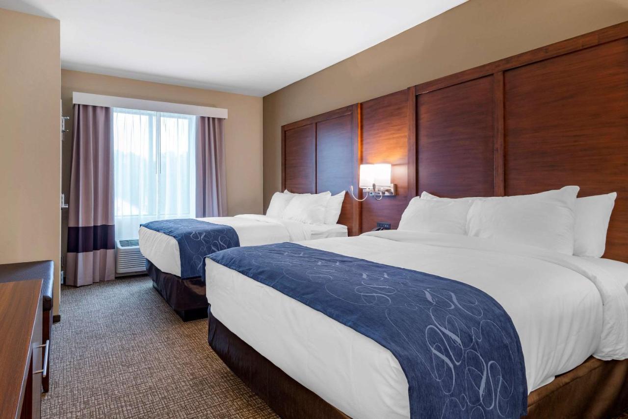 Comfort Suites Нюнан Екстериор снимка